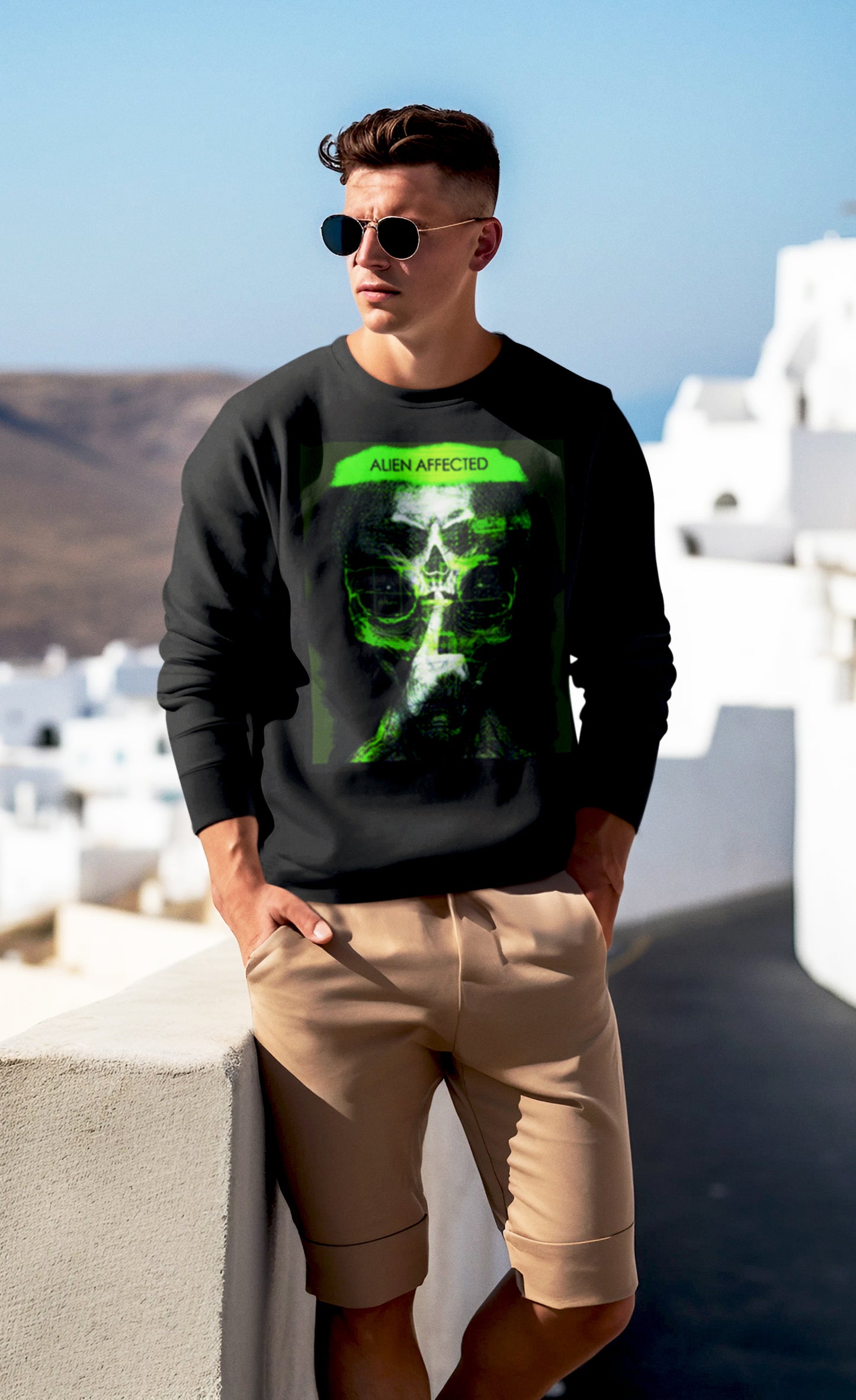 ALIEN SECRET SWEATER